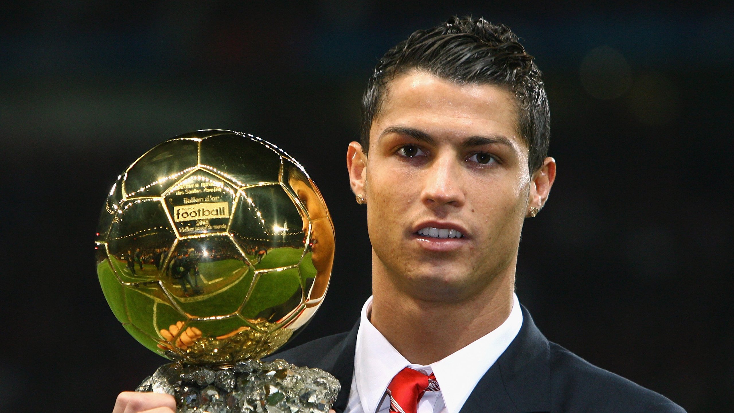  美网战况：曼联防线稳固，拜仁慕尼黑进攻受阻，哈兰德成最佳