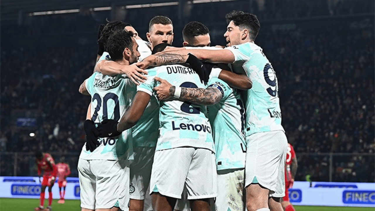 包含巴黎大师赛首回合爆出冷门!巴塞罗那险胜切尔西,争冠形势突变的词条 包含巴黎大师赛首回合爆出冷门!巴塞罗那险胜切尔西,争冠形势突变的词条