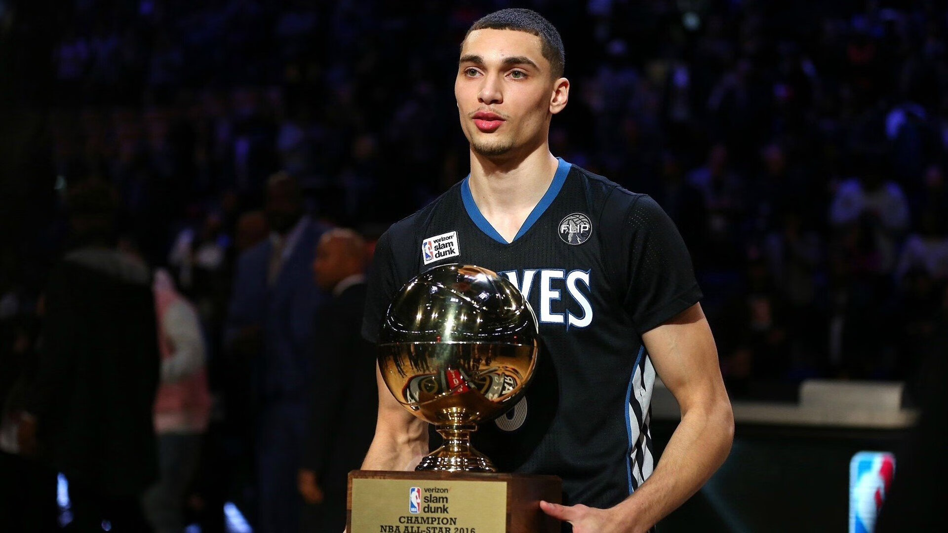  丹佛掘金常规赛大胜洛杉矶快船，谷爱凌砍下4记关键球，全场沸腾